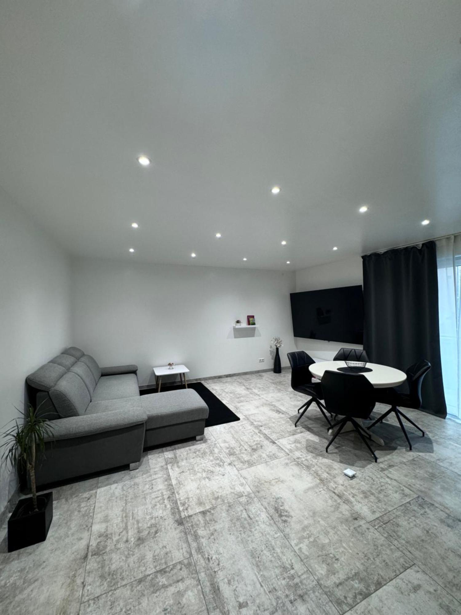 Stylisches City-Apartment Хейльбронн Экстерьер фото
